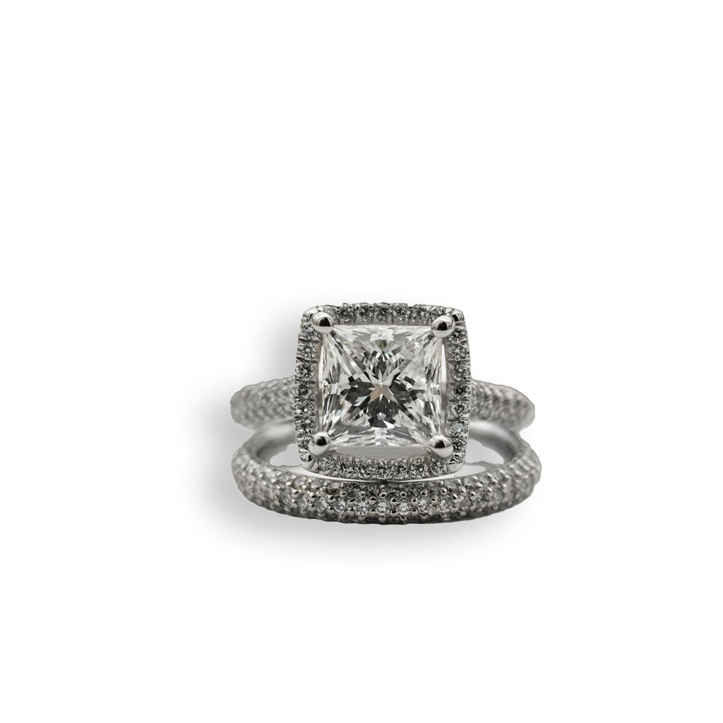 OPULENCE CARRÉE DIAMANT RING